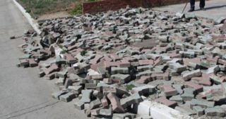 Демонтаж тротуарной плитки Протвино, цена от 2980 руб.